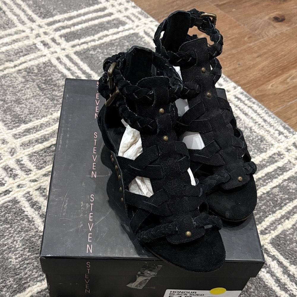 Steven By Steve Madden Black Gladiator Sandals